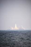 国内首个面向海洋目标探测识别的通遥一体化卫星星座！哈工大牵头研制的“威海壹号”卫星发射成功