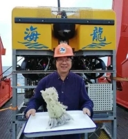上海交通大学水下工程研究所研制的“海龙IV”水下机器人出征！