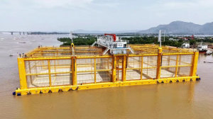 “伶仃牧场1号”桁架式养殖网箱顺利下水，走出现代化海洋牧场建设“珠海范式”！